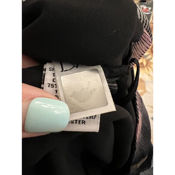 Diane Von Furstenberg Lizbeth Silk Geometric Quilted Waistband V-Neck Dress 6 - Picture 8 of 9